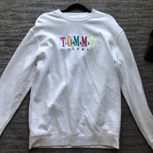 Vintage tommy jeans embroidered sweatshirt